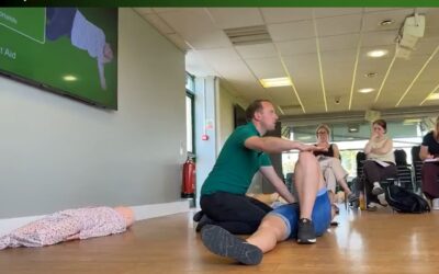 What’s Covered on a First Aid at Work Course?