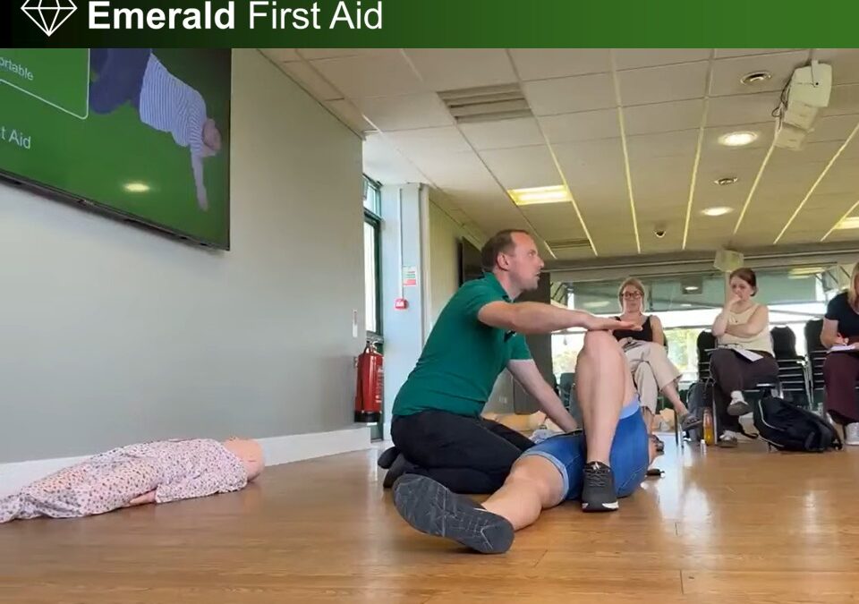 What’s Covered on a First Aid at Work Course?